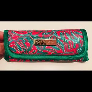 NWOT Lilly Pulitzer Travel Makeup Brushes w/ Case